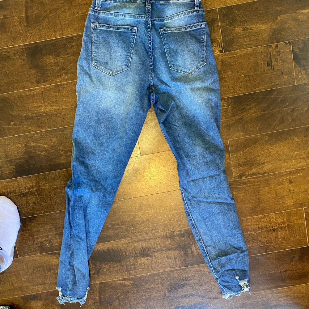 Skinny Ripped Jeans - Picture 2 of 3
